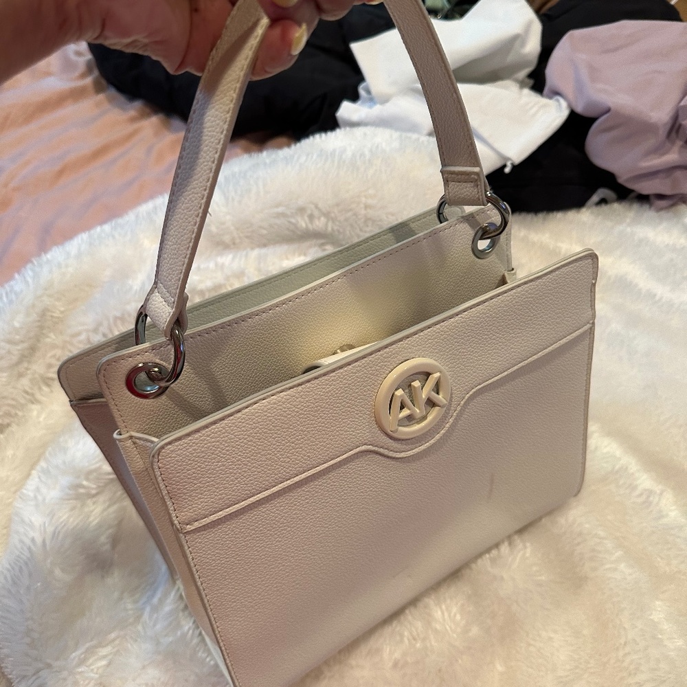 AK white purse